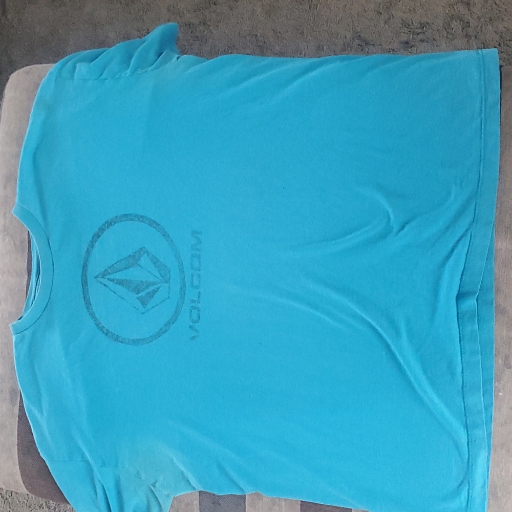 Volcom men shirt